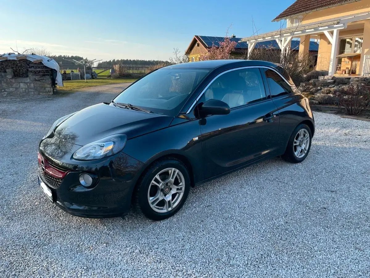 Używany Opel Adam Slam 101 KM (74 kW) 2014 Czarny Hatchback