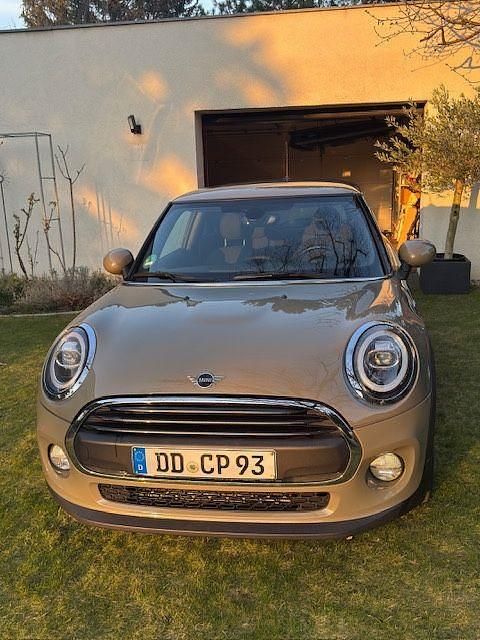 Second-hand Mini ONE 102 CP (75 kW) 2018 Gri Hatchback