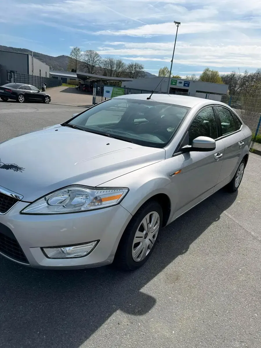Gebraucht Ford Mondeo 110 PS (80 kW) 2008 Grau Limousine