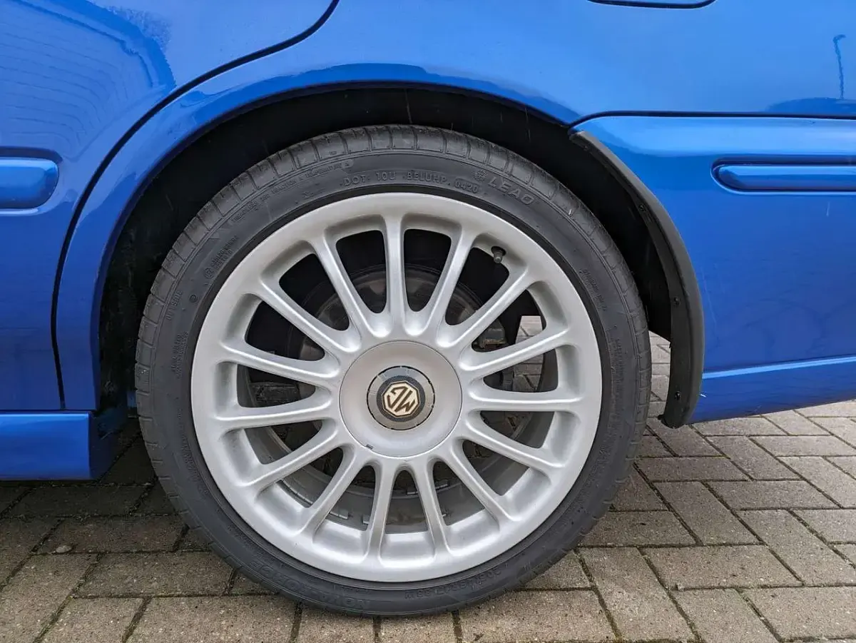 Gebraucht MG ZS 177 PS (130 kW) 2001 Blau Limousine