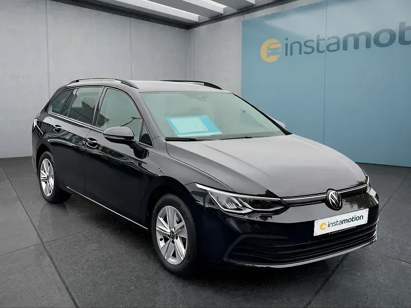 Gebraucht VW Golf VIII 116 PS (85 kW) 2023 Schwarz Kombi