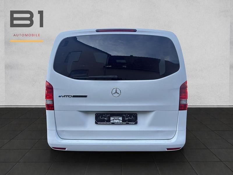 Gebraucht Mercedes e-Vito 85 kW (116 PS) 2019 Weiß Van / Kleinbus