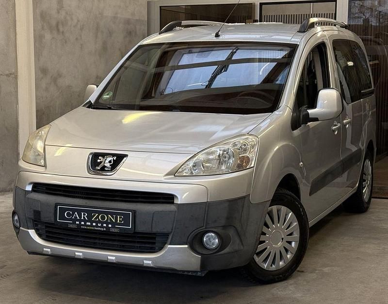 Gebraucht Peugeot Partner Tepee 92 PS (67 kW) 2012 Grau Van / Kleinbus