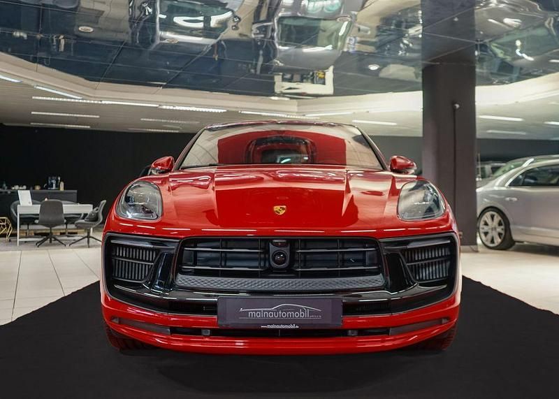 Rot Gebraucht 2022 Porsche Macan GTS Chrono SUV | 87.490 € (Fairer Preis) - Bild 1/4