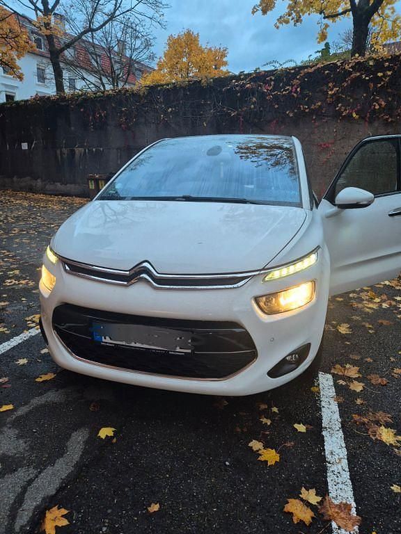 Weiß Gebraucht 2015 Citroën C4 Picasso Start Van / Kleinbus | 8.900 € (Fairer Preis) - Bild 1/4