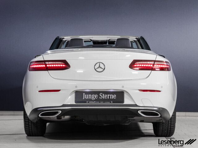 Weiß Gebraucht 2021 Mercedes E200 Avantgarde Cabrio | 39.950 € (Guter Preis) - Bild 1/3