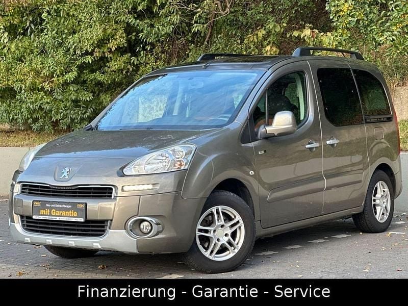 Gold Gebraucht 2015 Peugeot Partner Style Van | 8.490 € (Teuer) - Bild 1/4