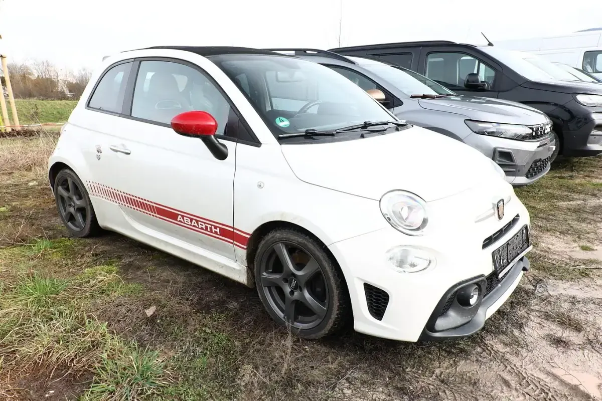 Gebraucht Abarth 595C Turismo 165 PS (121 kW) 2018 Bianco gara Cabrio
