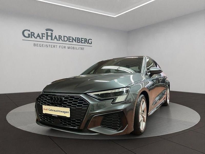 Gebraucht Audi A3 S-Line 150 PS (110 kW) 2022 Grau Limousine