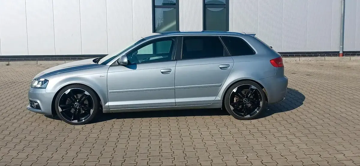 Używany Audi A3 200 KM (147 kW) 2009 Srebrny Hatchback