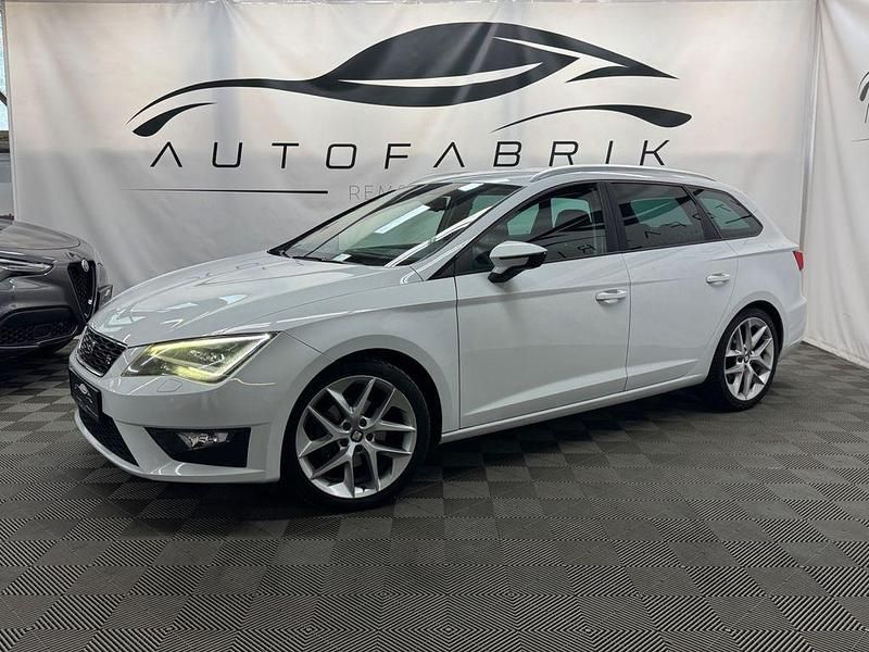 Weiß Gebraucht 2014 Seat Leon ST FR Kombi | 12.490 € (Fairer Preis) - Bild 1/4