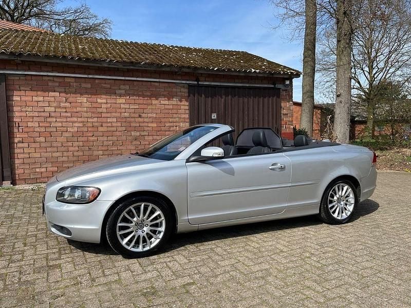 Gebraucht Volvo C70 Summum 180 PS (132 kW) 2009 Silber Cabrio