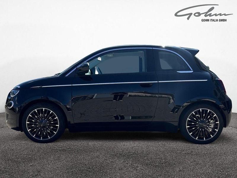 Gebraucht Fiat 500e La Prima 86 kW (118 PS) 2022 Schwarz Limousine