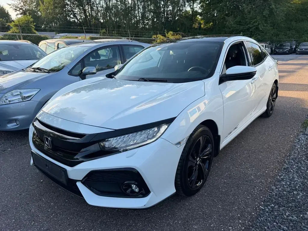 Gebraucht Honda Civic Executive 129 PS (94 kW) 2017 Weiß Limousine