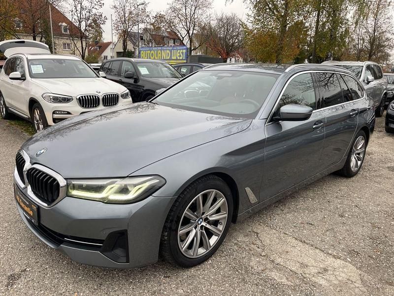Gebraucht BMW 530 Sport Line 286 PS (210 kW) 2021 Grau Kombi