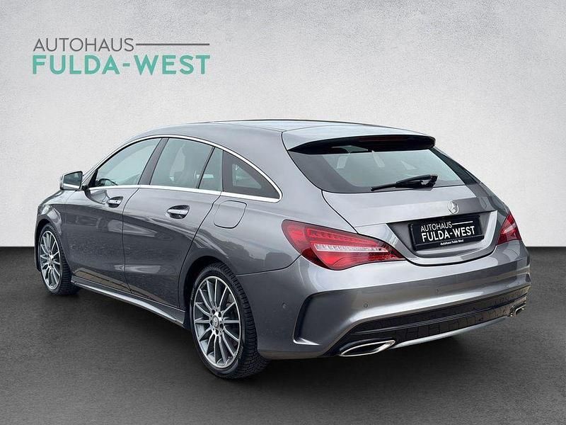 Gebraucht Mercedes CLA200 Shooting Brake AMG line 156 PS (114 kW) 2016 Grau Kombi