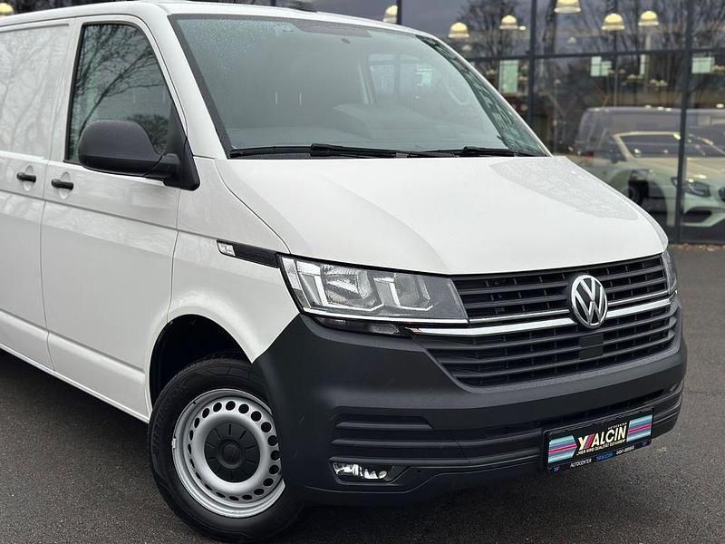 Gebraucht VW Transporter 150 PS (110 kW) 2020 Candy white Van