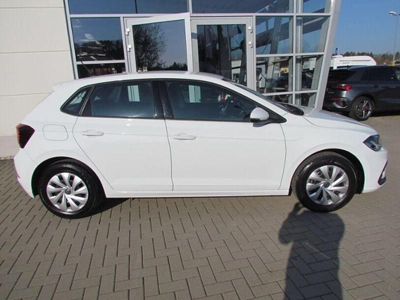 Gebraucht VW Polo Life 95 PS (69 kW) 2022 Weiß Kleinwagen