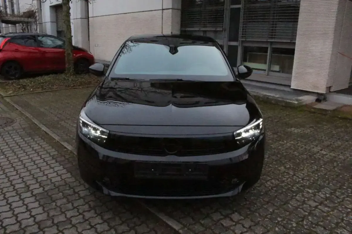 Gebraucht Opel Corsa 101 PS (74 kW) 2024 Schwarz Kleinwagen