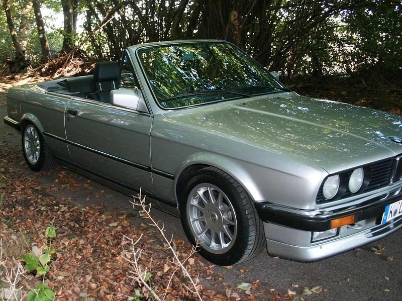 Gebraucht BMW 325 Cabriolet 171 PS (125 kW) 1986 Silber Cabrio