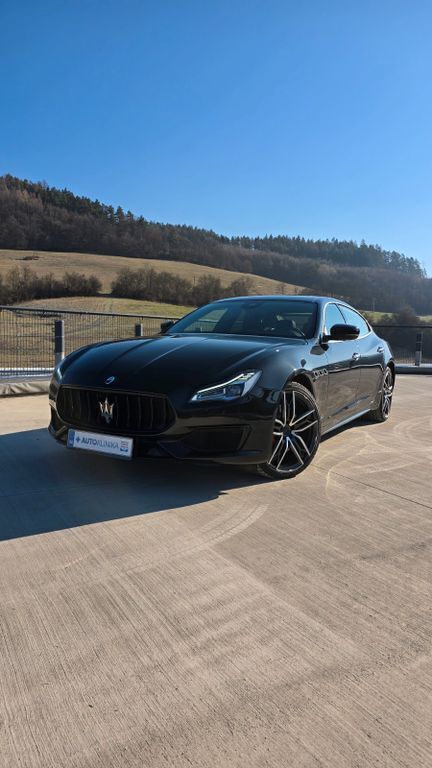 Schwarz Gebraucht 2019 Maserati Quattroporte Limousine | 67.500 € - Bild 1/4