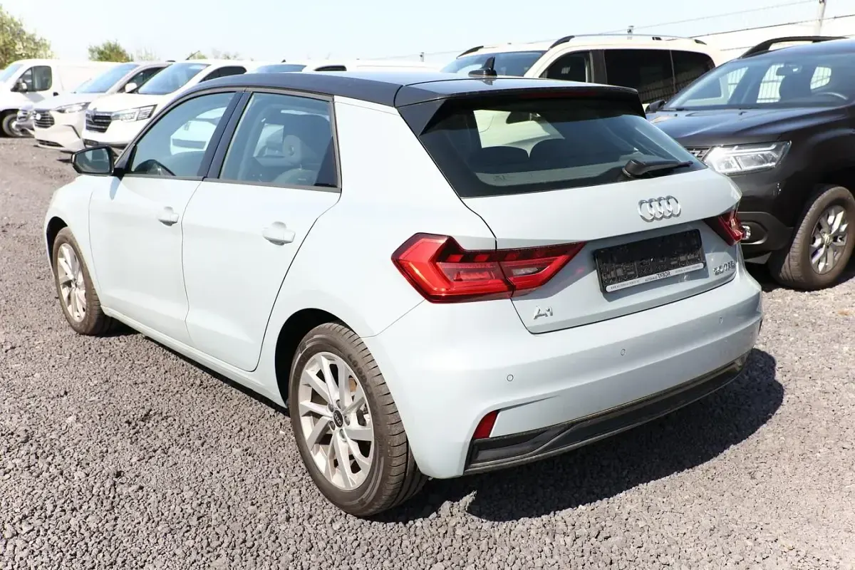Gebraucht Audi A1 Sportback Advanced Plus 110 PS (80 kW) 2023 Pfeilgrau perleffekt Kleinwagen