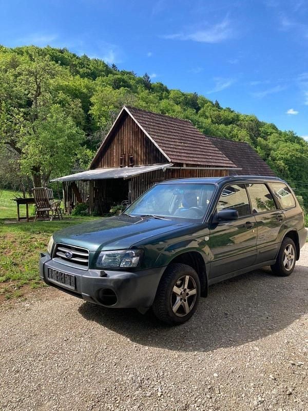 Grün Gebraucht 2004 Subaru Forester SUV | 1.200 € (Superpreis) - Bild 1/4