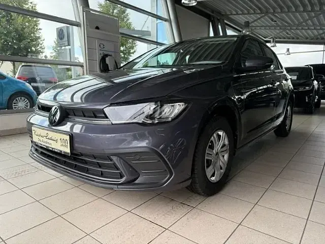 Gebraucht VW Polo Basis 80 PS (58 kW) 2025 Rauchgrau metallic Kleinwagen