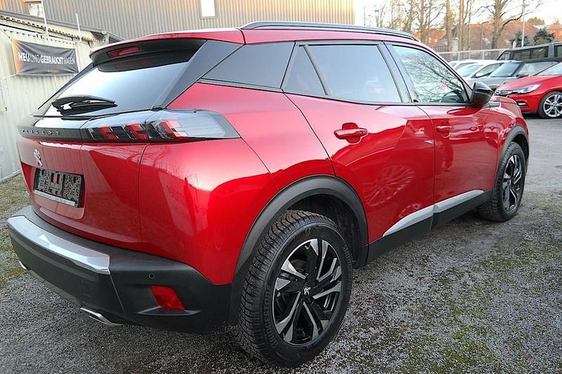 Gebraucht Peugeot 2008 Allure 131 PS (96 kW) 2023 Rot SUV