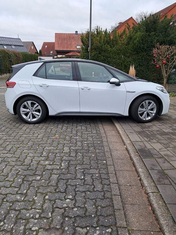 Gebraucht VW ID.3 Pro 106 kW (145 PS) 2022 Weiß Kleinwagen