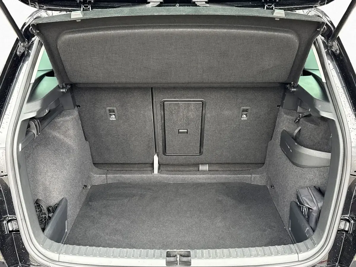 Gebraucht Skoda Karoq Ambition 116 PS (85 kW) 2022 Schwarz SUV