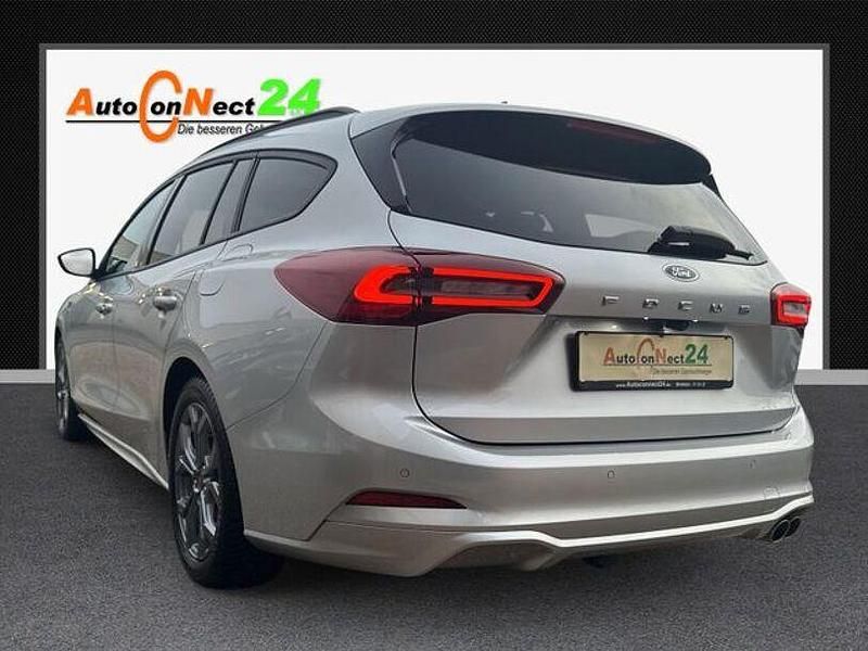 Gebraucht Ford Focus ST-Line X 155 PS (114 kW) 2024 Polarsilber Kombi