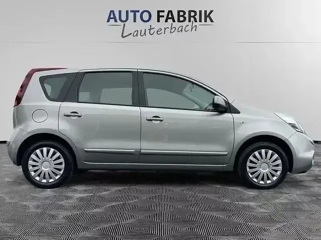 Usata Nissan Note Acenta 110 CV (80 kW) 2011 Argento Monovolume