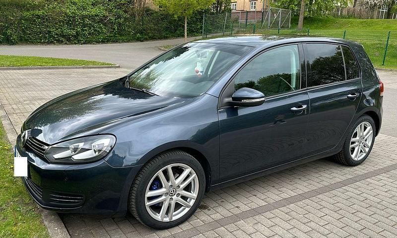 Blau Gebraucht 2009 VW Golf VI Limousine | 5.900 € (Fairer Preis) - Bild 1/4