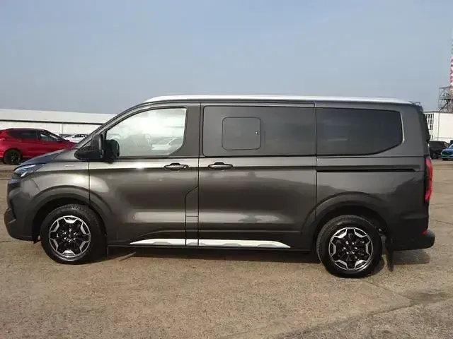 Gebraucht Ford Tourneo Custom Active 136 PS (100 kW) 2025 Grau Van