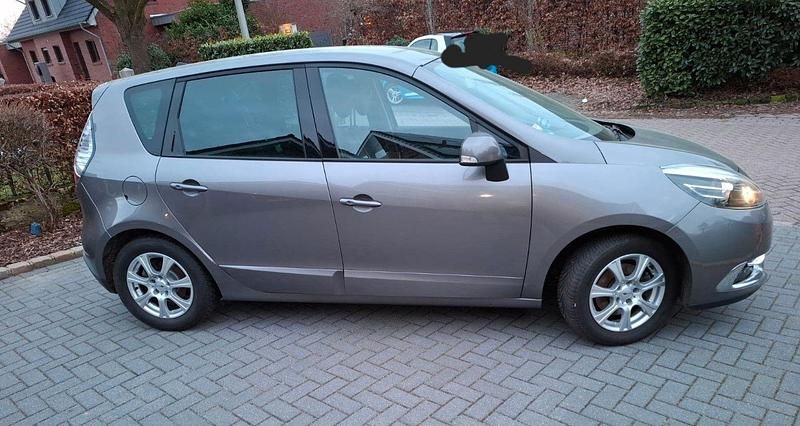 Gebraucht Renault Scénic III Initiale Paris 116 PS (85 kW) 2014 Grau Van / Kleinbus