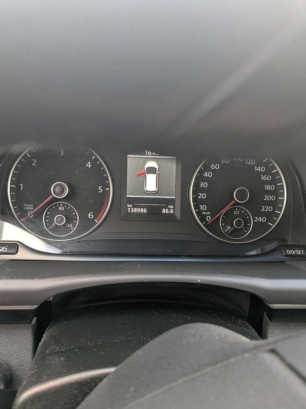 Gebraucht VW Touran Highline 140 PS (102 kW) 2011 Blau Van / Kleinbus