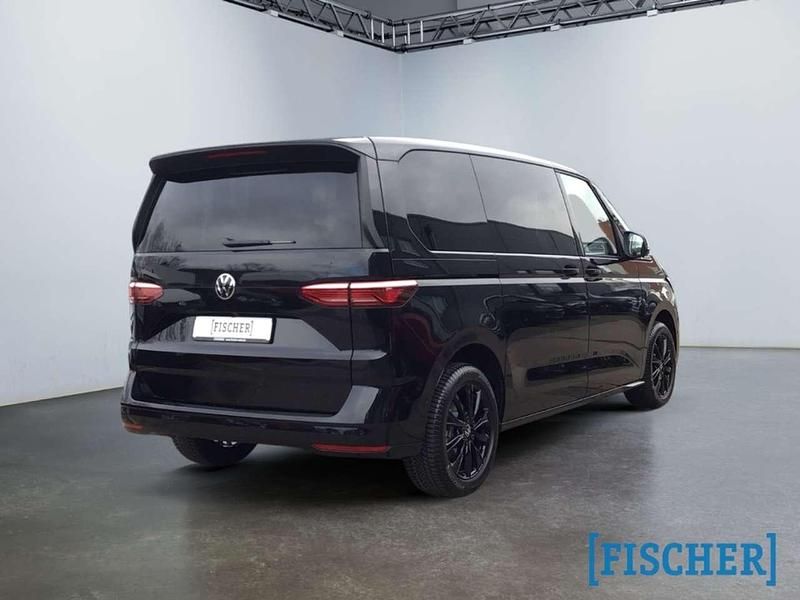Gebraucht VW Multivan Life 150 PS (110 kW) 2025 Deep black perleffekt Van