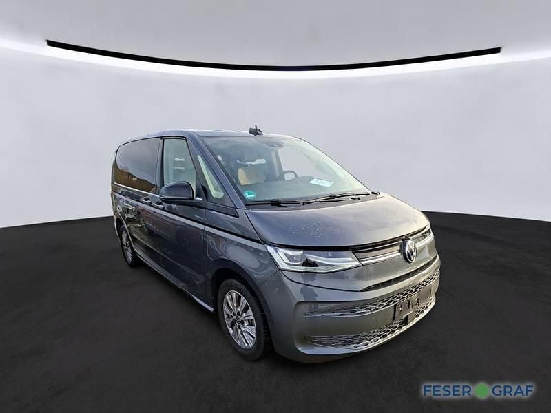 Gebraucht VW Multivan Life 218 PS (160 kW) 2024 Indiumgrau metallic Van