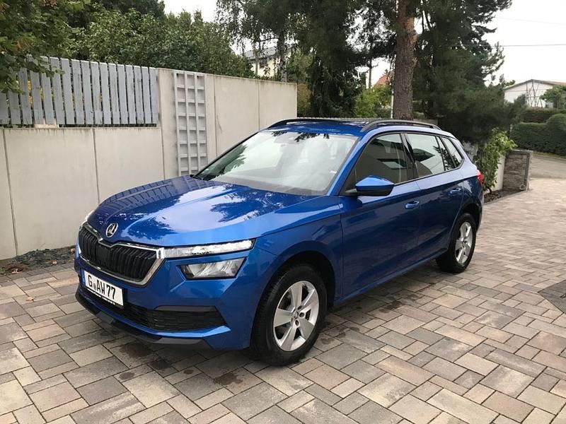 Blau Gebraucht 2022 Skoda Kamiq SUV | 17.990 € (Guter Preis) - Bild 1/4