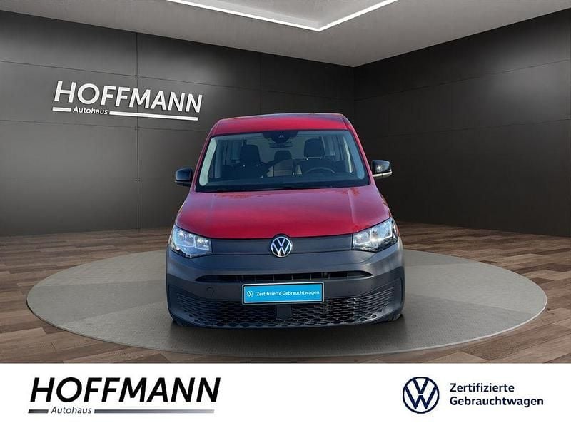 Gebraucht VW Caddy Basis 102 PS (75 kW) 2021 Rot Van / Kleinbus