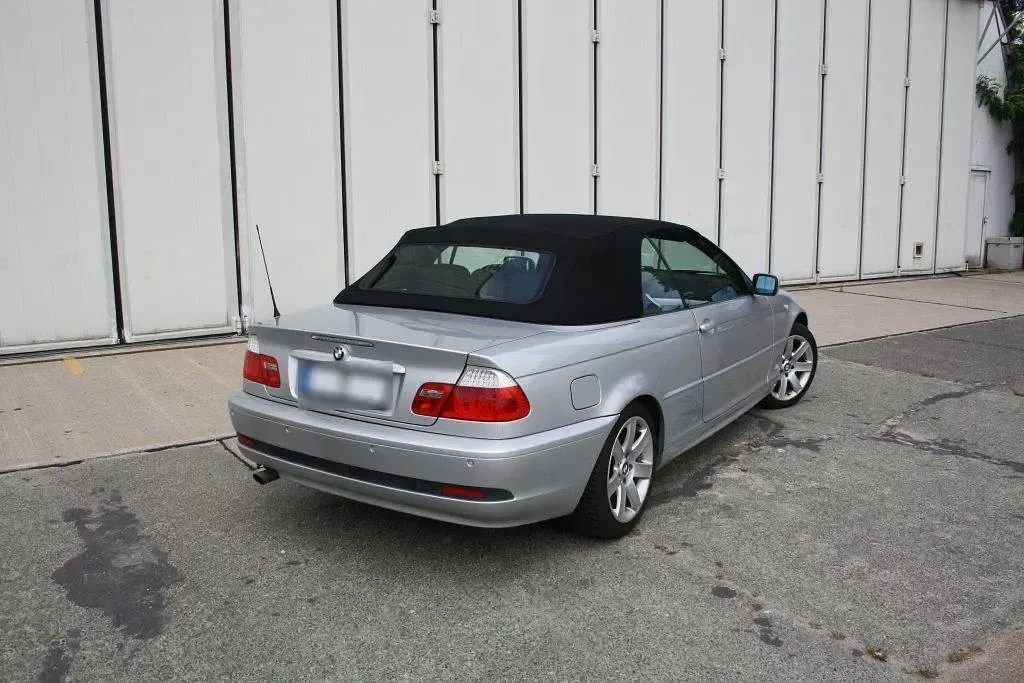 Gebraucht BMW 318 Cabriolet 143 PS (105 kW) 2005 Silber Cabrio