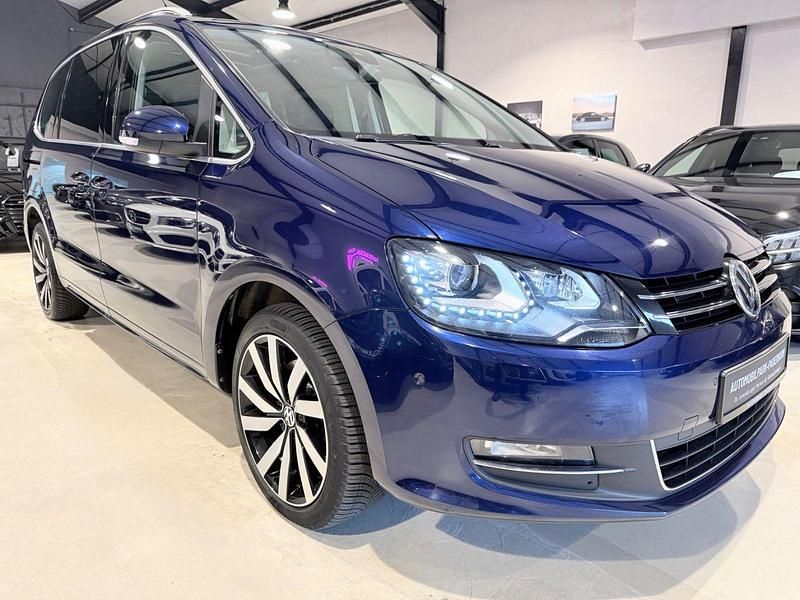 Gebraucht VW Sharan Highline 150 PS (110 kW) 2019 Blau Van / Kleinbus