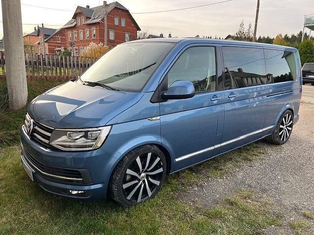 Blau Gebraucht 2015 VW T6 Van | 22.500 € - Bild 1/4