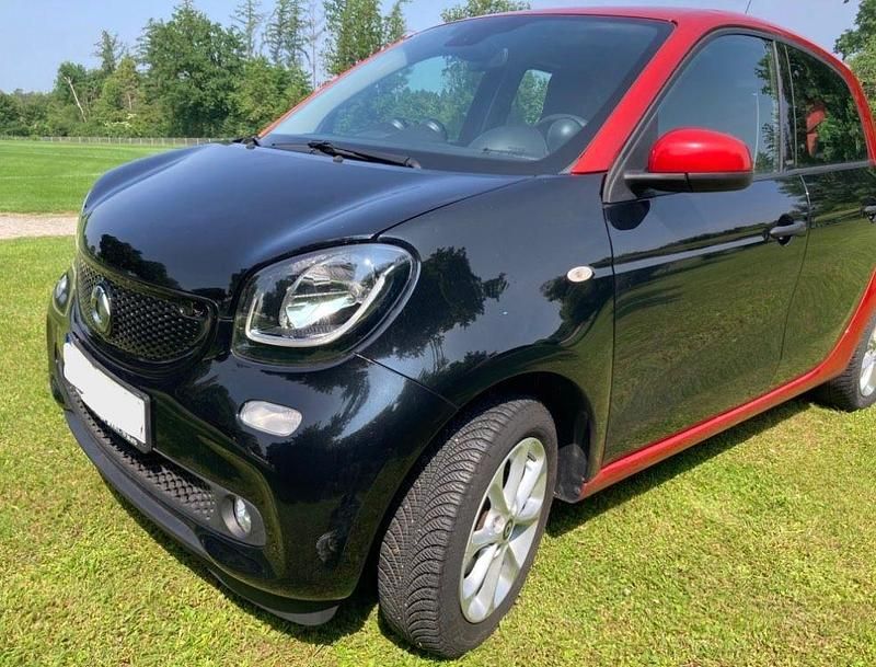Gebraucht Smart ForFour 90 PS (66 kW) 2019 Rot Kleinwagen