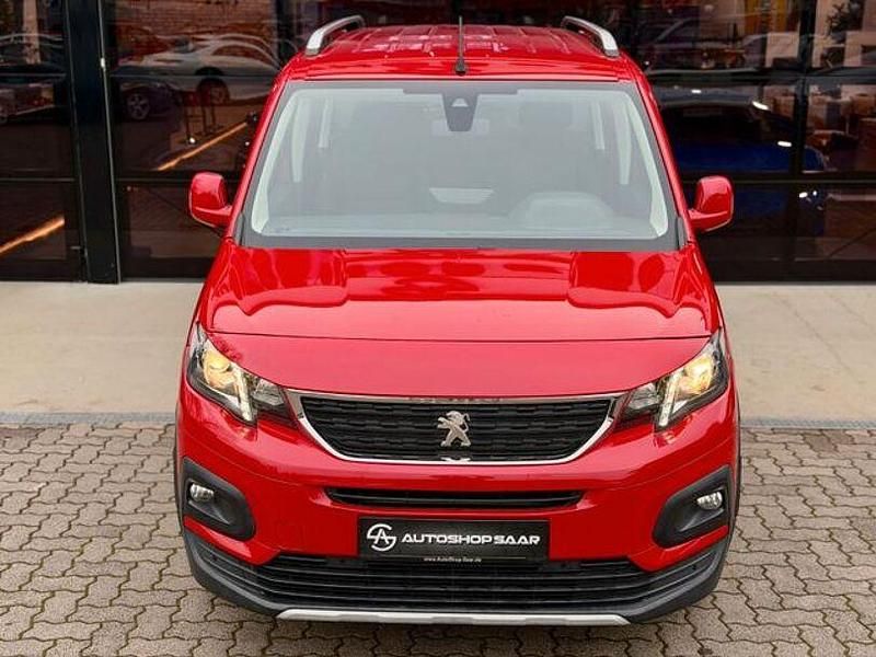 Gebraucht Peugeot Rifter Allure 131 PS (96 kW) 2019 Rot Van / Kleinbus