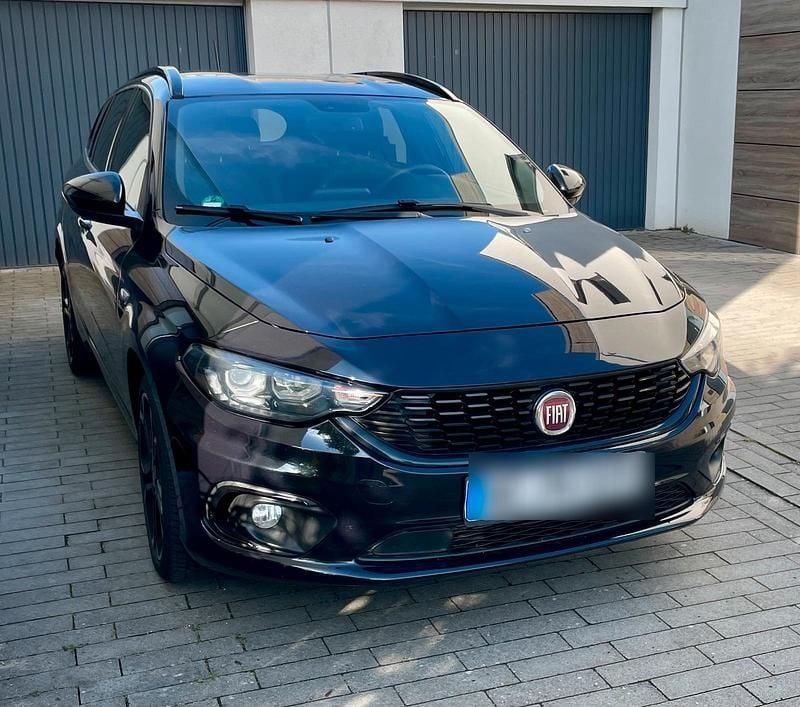 Schwarz Gebraucht 2020 Fiat Tipo S Kombi | 13.990 € (Etwas zu teuer) - Bild 1/4