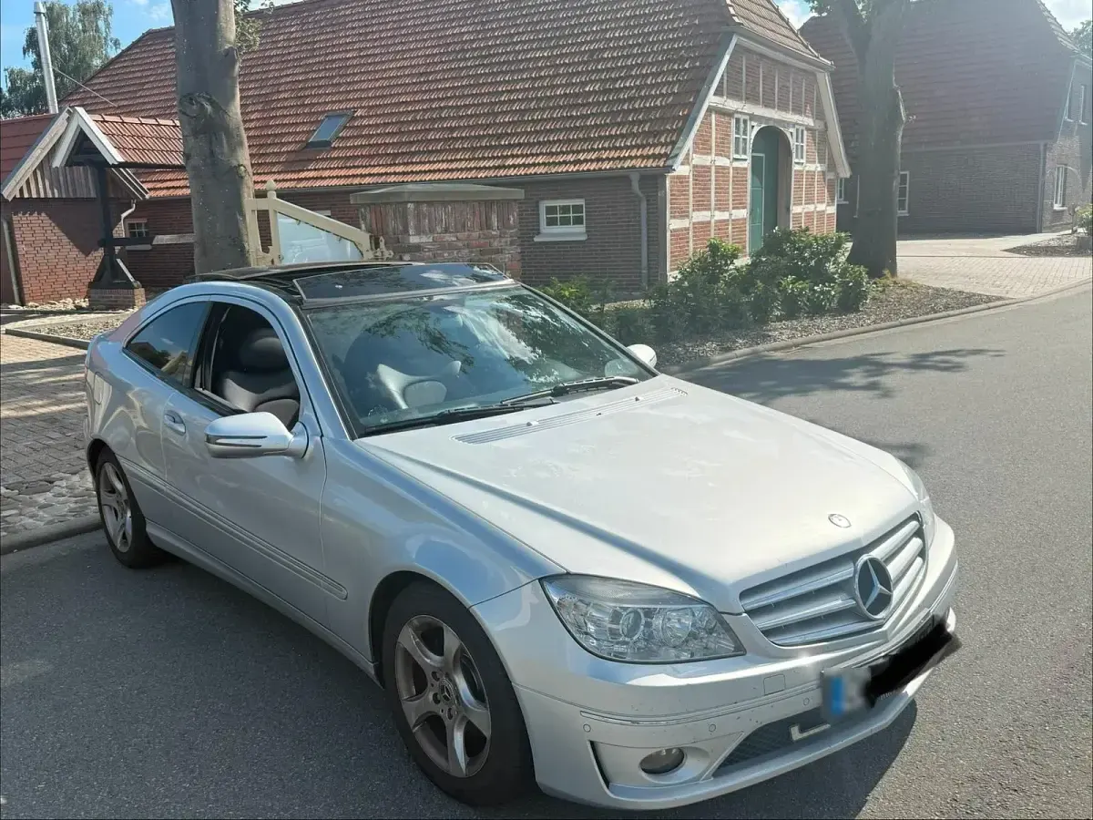 Gebraucht Mercedes CLC220 150 PS (110 kW) 2009 Schwarz Coupé