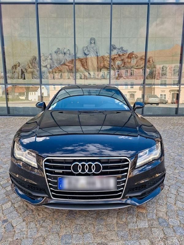 Second-hand Audi A7 S-Line 299 CP (219 kW) 2011 Negru Hatchback
