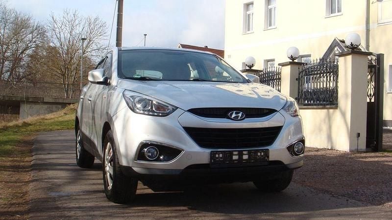 Gebraucht Hyundai ix35 Style 135 PS (99 kW) 2013 Silber SUV